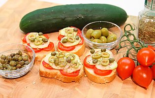 Bruschetta mit Gemüse